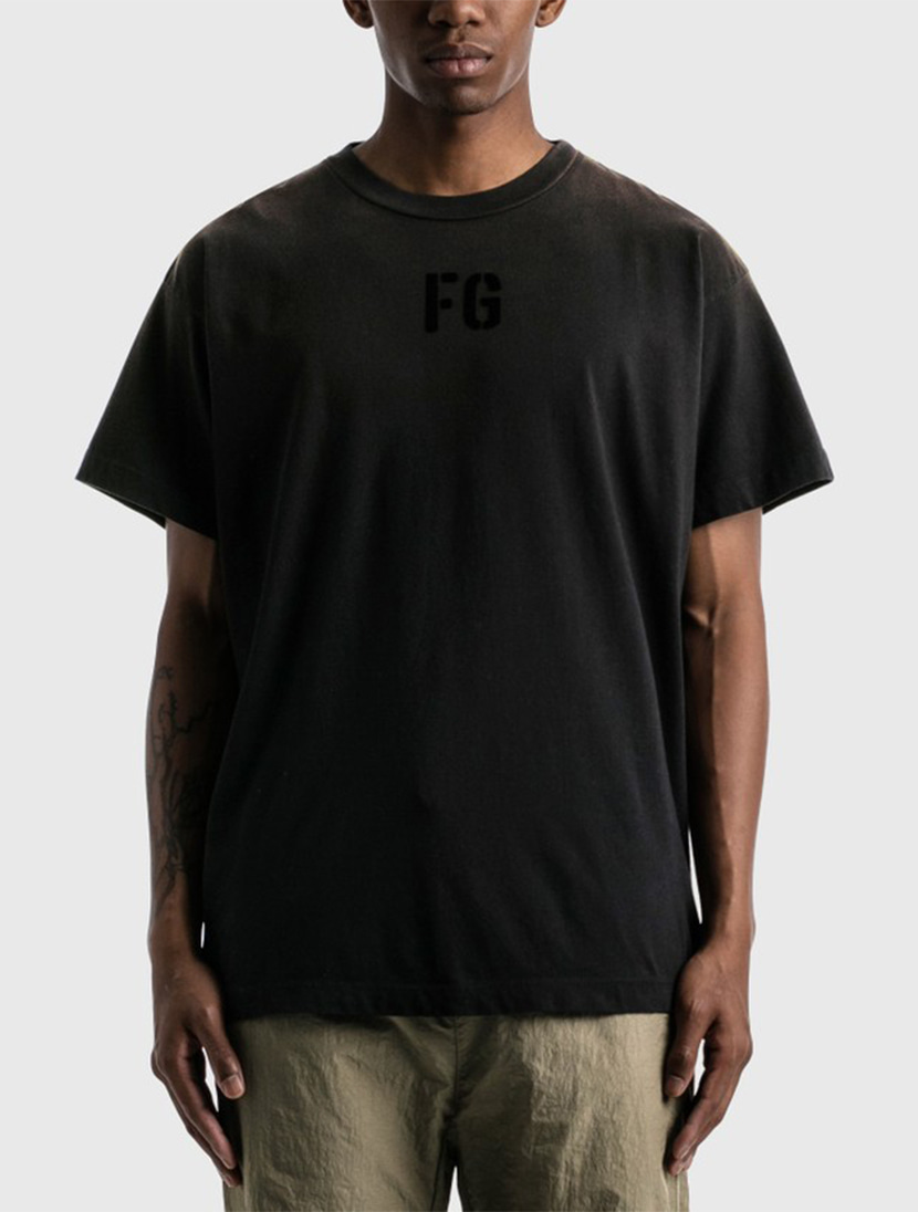 FG 이니셜 후로킹 프린팅 티셔츠 ( BLACK )