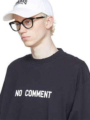 NO COMMENT 크랙 프린팅 오버핏 티셔츠 ( BLACK )