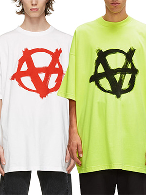 V 사인 발포 프린팅 티셔츠 ( 2 color )